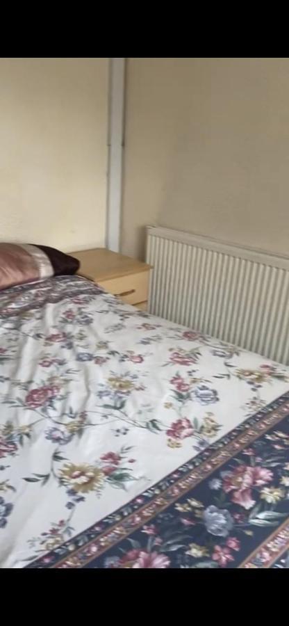 Bushbury132アパートメント エクステリア 写真